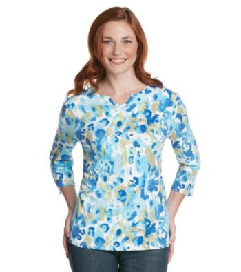 Breckenridge Petites' 3/4 Sleeve Splatter Print Split V-Neck Tee