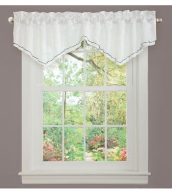 Lush Decor Romana Black and White Valance