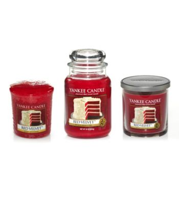 Yankee Candle® Red Velvet Candle