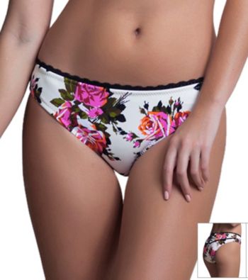 Betsey Johnson® 