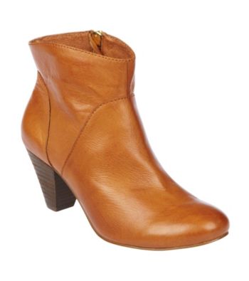 Steve Madden® 