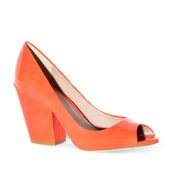 Vince Camuto® 
