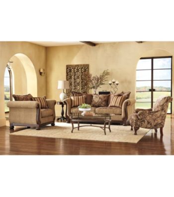 HM Richards Bistro Vintage Living Room Collection