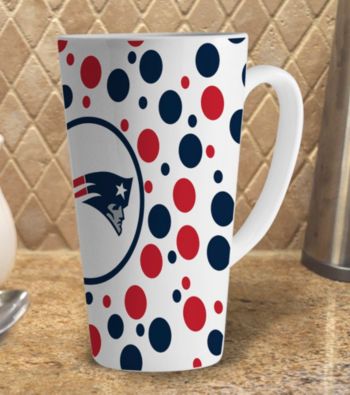 Memory Company Gameday NFL New England Patriots 16-oz. Polka Dot Latte Mug