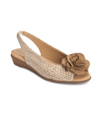 A2® by Aerosoles 
