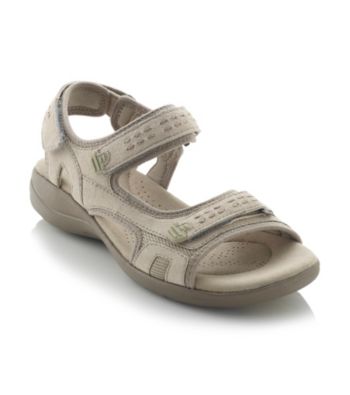 Clarks® 