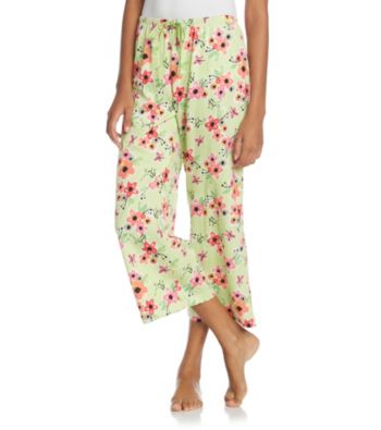 HUE® Knit Capris - Life in Flowers