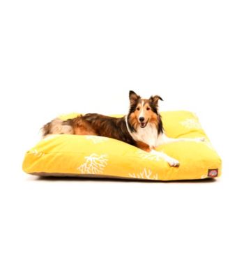 Majestic Home Goods Coral Medium Rectangle Pet Bed