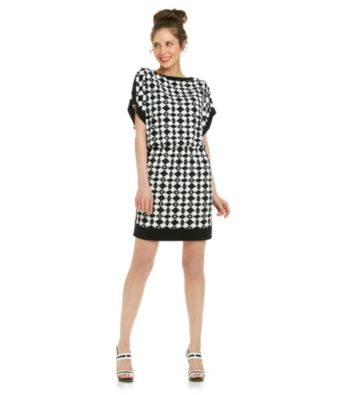 Chaus Cap Sleeve Cinched Waist Geo Dress