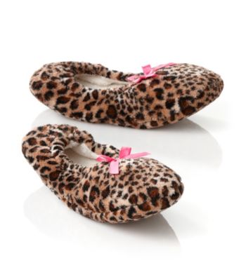 Fuzzy Babba® Beige Leopard Slippers