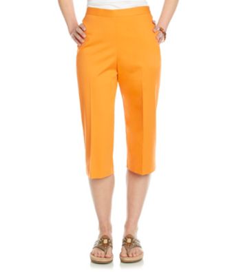 Breckenridge® Petites' Flat Front Pull On Capri