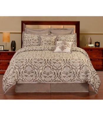 Villa 8-pc. Comforter Set by Home Fashions International
