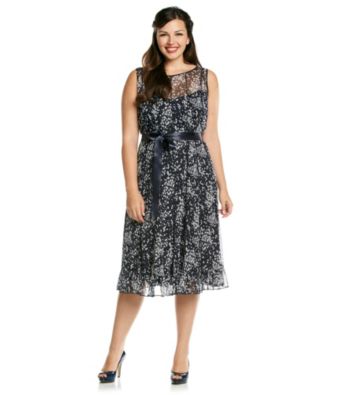 Jessica Howard® Plus Size Print Pintuck Ruffle Hem Dress