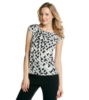 Relativity® Career Printed Ruched Scoopneck Top With Banded Bottom