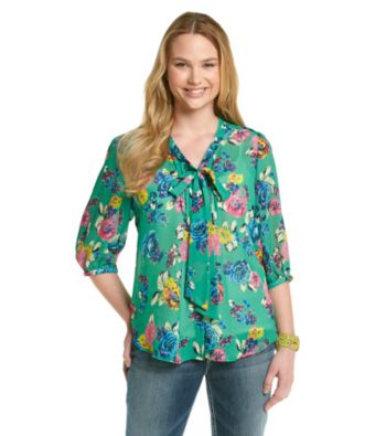 Belle du Jour Juniors' Plus Size Floral Tie-Front Top