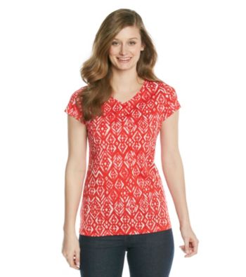 Relativity® Petites' Diamond Printed V-neck Tee