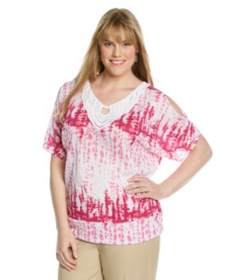 AGB® Plus Size Crinkle Knit Top