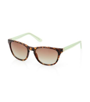 Vince Camuto™ Retro Classic Key Hole Bridge Sunglasses