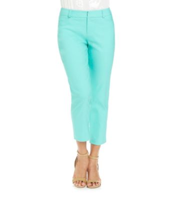 AGB® Petites' Solid Twill Capri