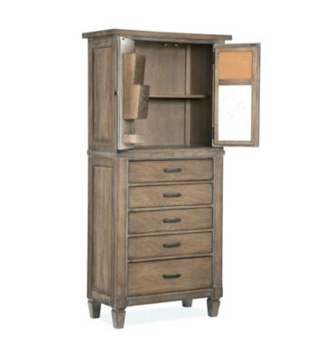 Legacy Brownstone Village Pantry
