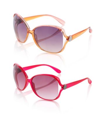 Relativity® Plastic Large Oval Modern Sunglasses