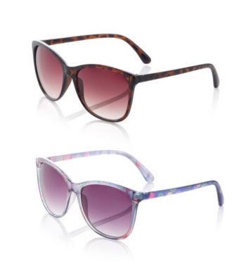 Relativity® Plastic Large Waycat Sunglasses