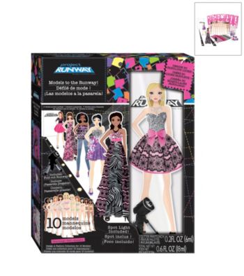 Project Runway Models to the Runway