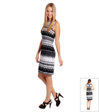 Karen Kane® Sleeveless Zig-Zag Exposed Zipper Dress