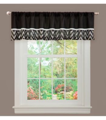 Lush Decor Shimmer White Valance