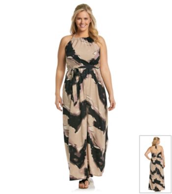 Tea Rose Plus Size Sleeveless Halter Maxi Dress