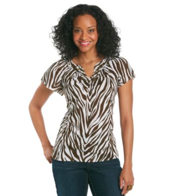 AGB® Petites' Printed Crinkle Top