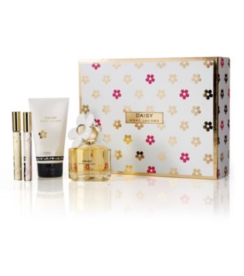 Marc Jacobs Daisy Gift Set (A $139 Value)