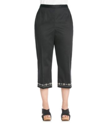 Alfred Dunner® Plus Size Embroidered Capri