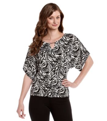 NY Collection Printed Knit top with Buckle Detail At Neck