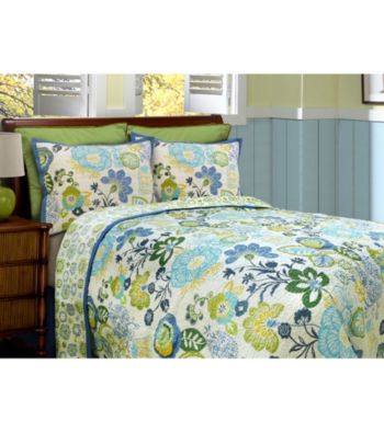 Razzle Quilt Collection by Bay Linens