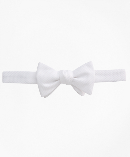 Pique Pre-Tied Bow Tie