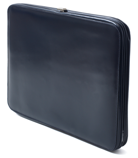 Genuine cordovan leather. 14" x 10". Made in Italy.