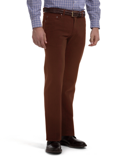 Lightweight brushed twill. Brooks Brothers tape at interior waistbannd. Washed pocketing. Relaxed fit. Machine wash. Imported.