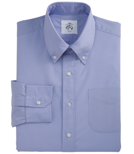 140's 2-ply cotton. Mother-of-pearl buttons. Signature locker loop at neck. Machine wash. Made in the USA.