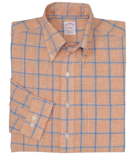 Pure Irish linen. The original Polo� button-down collar. Center front placket. Superdurable logo buttons. Center back pleat and signature shirring at barrel cuffs. Left chest pocket. Machine wash. Imported. Also available in Slim fit.