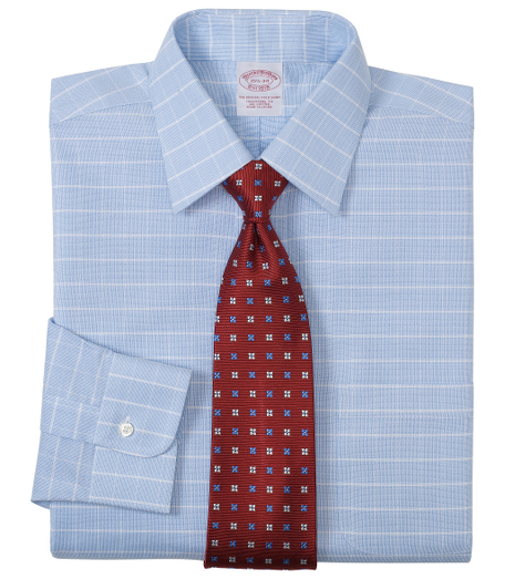Lightweight cotton oxford. Made with pucker-free seams and treated to remain virtually wrinkle-free. Hamilton collar. Center back pleat. Signature shirring at barrel cuffs. Machine wash. Imported. Also available in Slim fit.