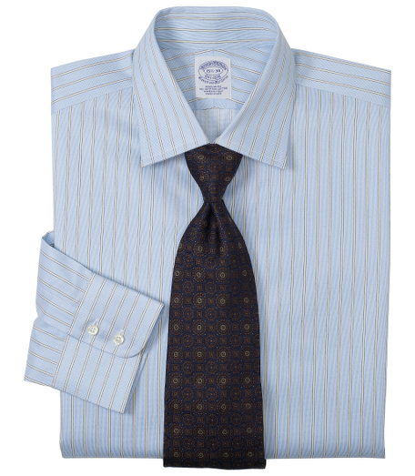 Pure Egyptian cotton woven in Italy. French front placket and chevron split-back yoke. Ainsley collar. Signature shirring at  double-button  barrel cuffs. Superdurable buttons. Machine  wash. Made in the USA.