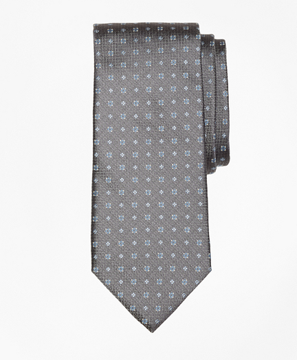 Textured Four-Dot Flower Tie
