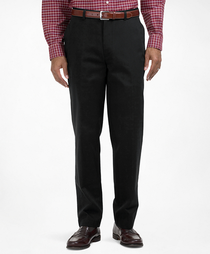 Clark Fit Plain-Front Lightweight Advantage Chinos