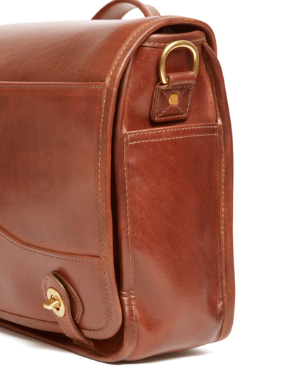 Saddle
