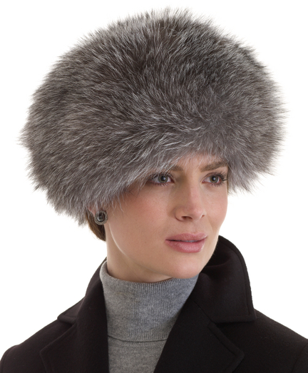 Genuine Norwegian fox fur. Lined in silk. Furrier clean. Made in the USA.