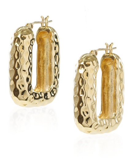 Adorn your outfit with our tastefully appointed earrings. Oversized 14k gold-plated rectangle link earring. 1". Hammered finish. Presented in a box. Imported.