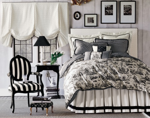 Box-Pleated Bedskirt