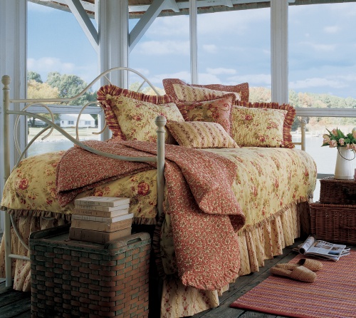 Coverlet-Throw style