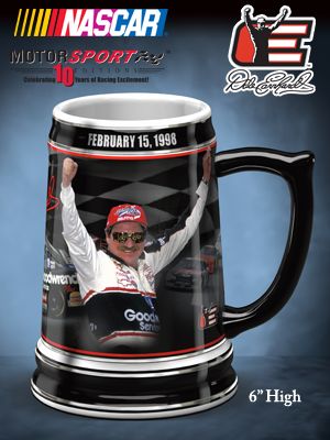 The Hamilton Collection Dale Earnhardt 1998 DAYTONA 500 Victory Stein